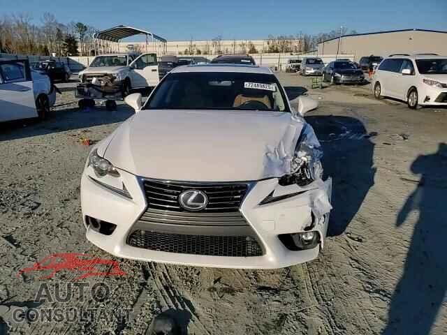 LEXUS IS 2016 - JTHBA1D21G5024181