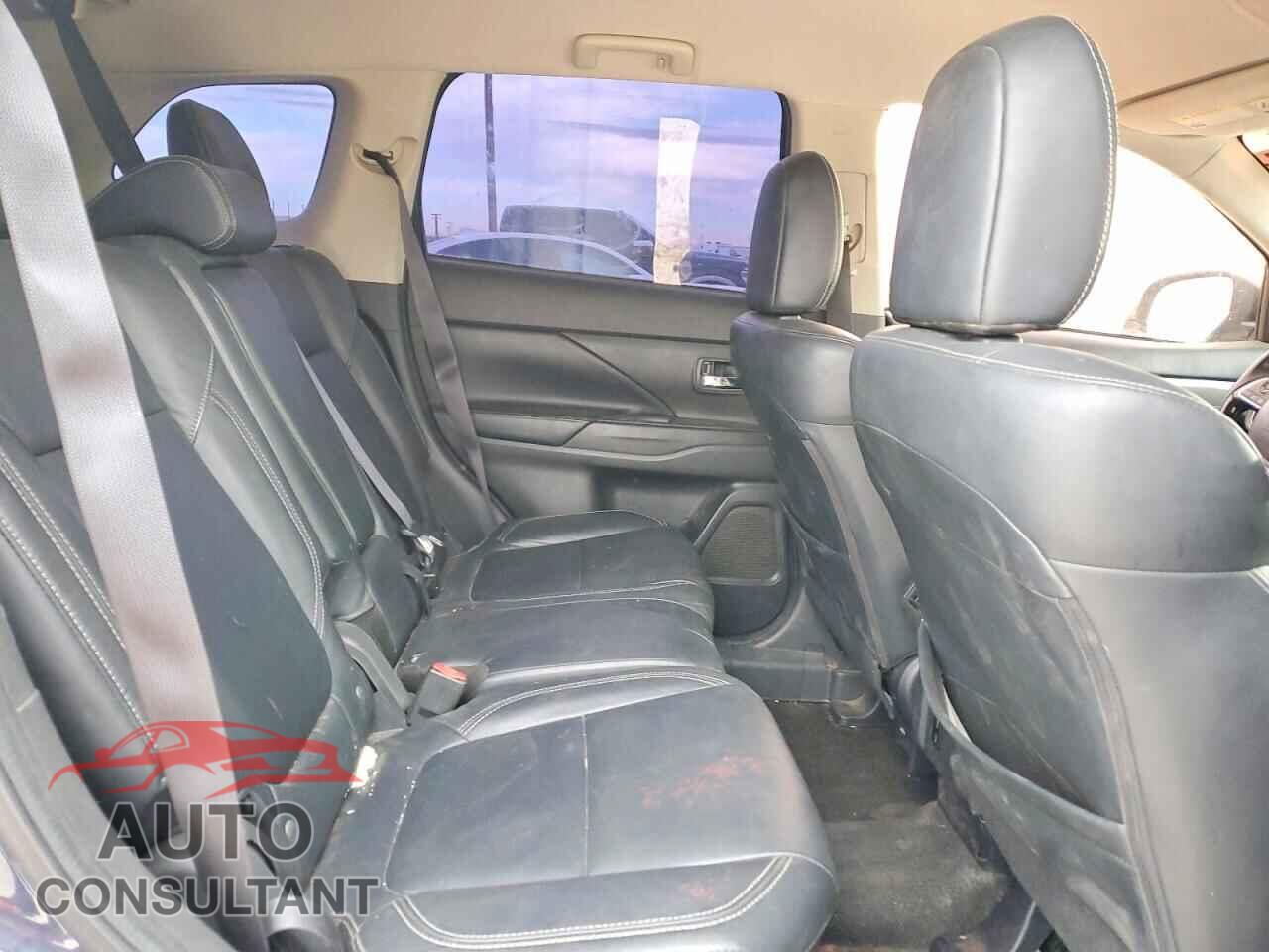 MITSUBISHI OUTLANDER 2020 - JA4AD3A33LZ046435