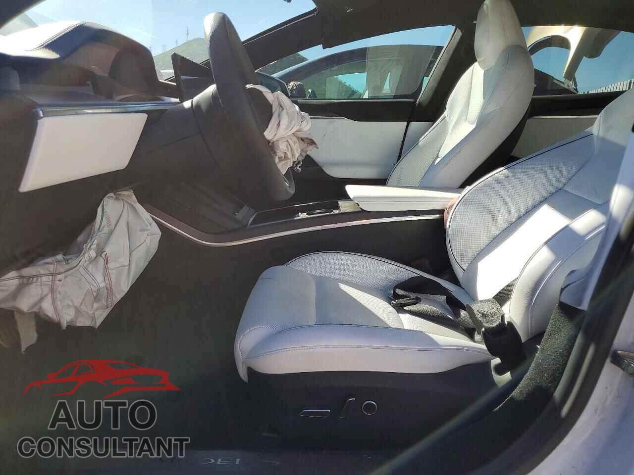TESLA MODEL S 2023 - 5YJSA1E62PF524898
