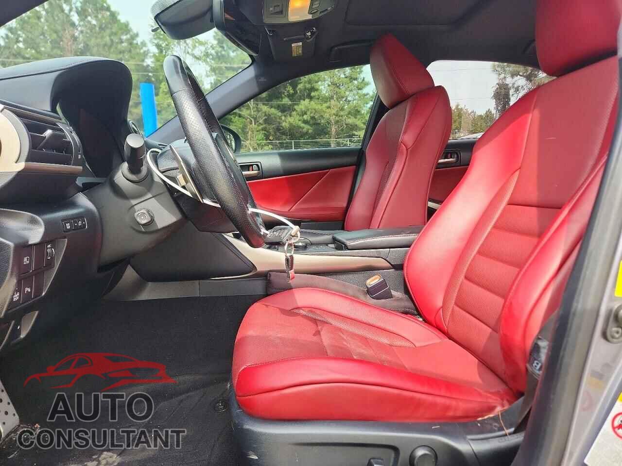 LEXUS IS 2018 - JTHBA1D26J5067678