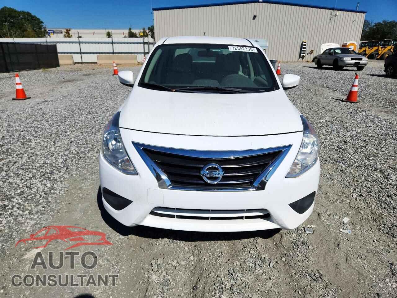 NISSAN VERSA 2015 - 3N1CN7APXFL845388