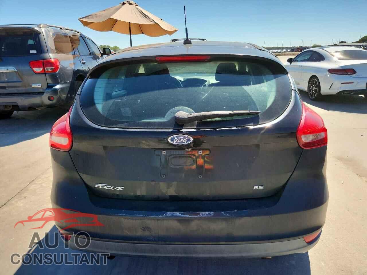 FORD FOCUS 2017 - 1FADP3K29HL216846