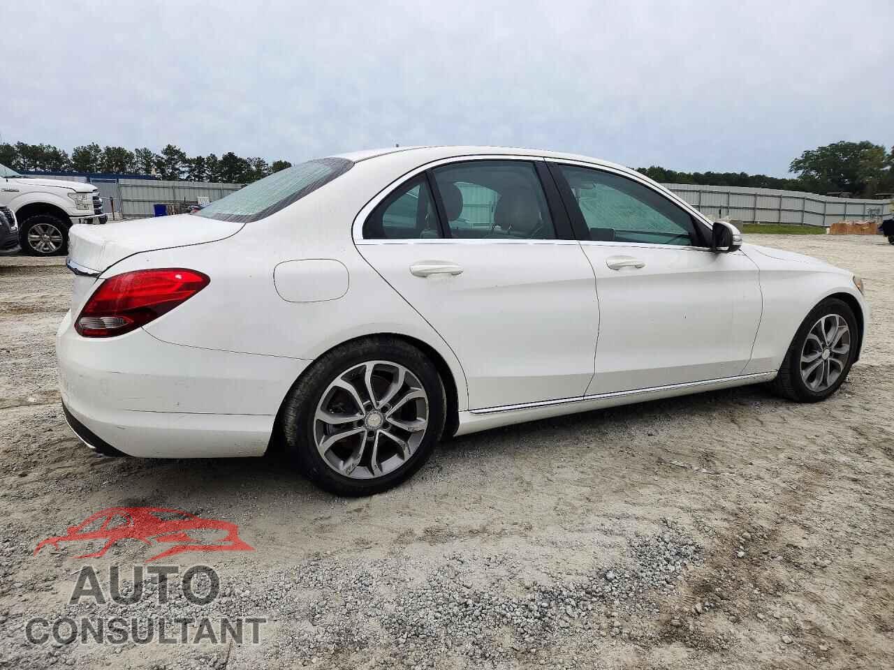 MERCEDES-BENZ C-CLASS 2015 - 55SWF4JB6FU092658
