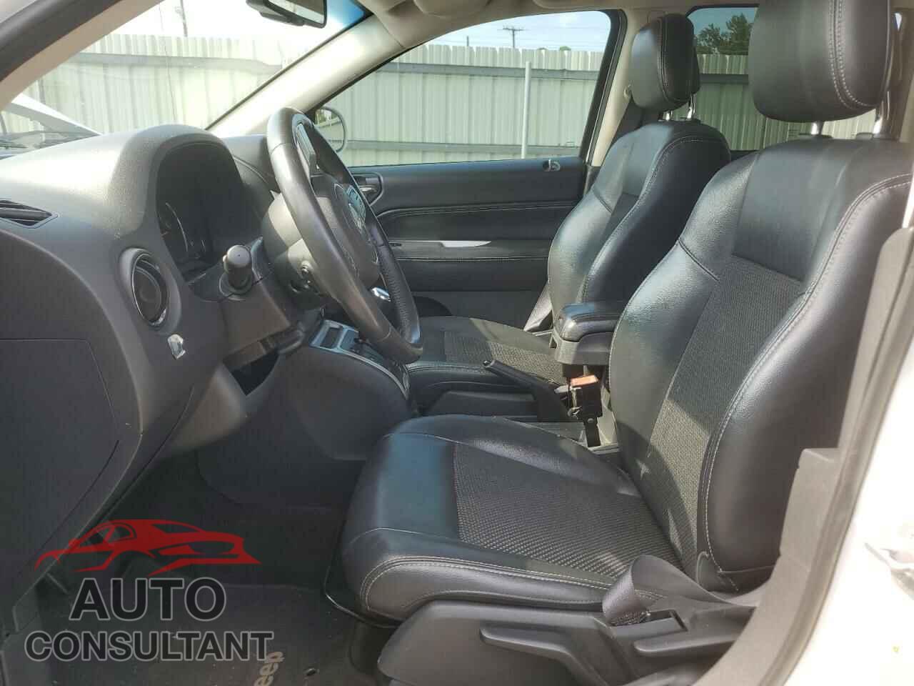 JEEP COMPASS 2016 - 1C4NJCEA1GD648181