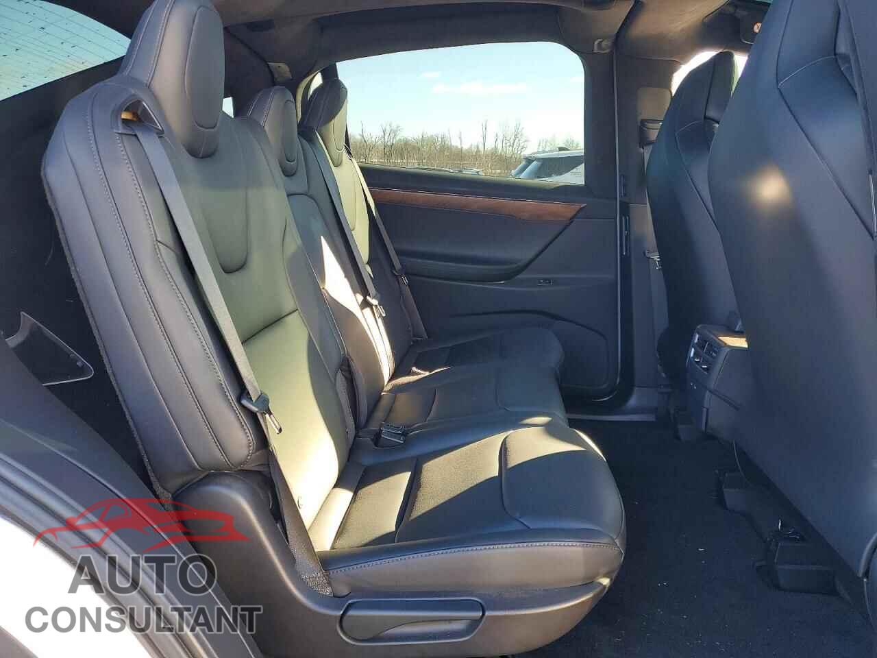 TESLA MODEL X 2018 - 5YJXCDE25JF140586