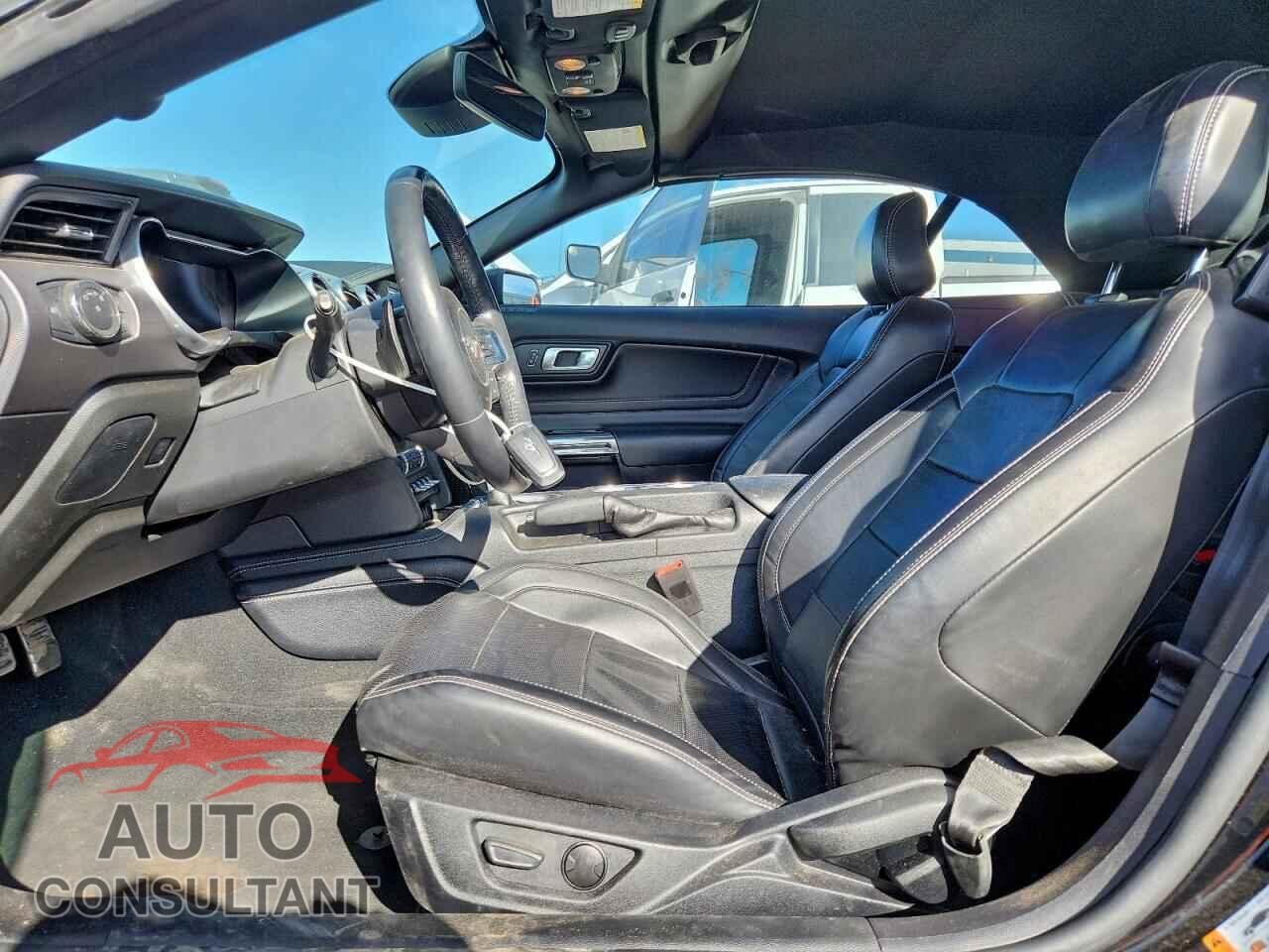 FORD MUSTANG 2021 - 1FATP8FF9M5156040