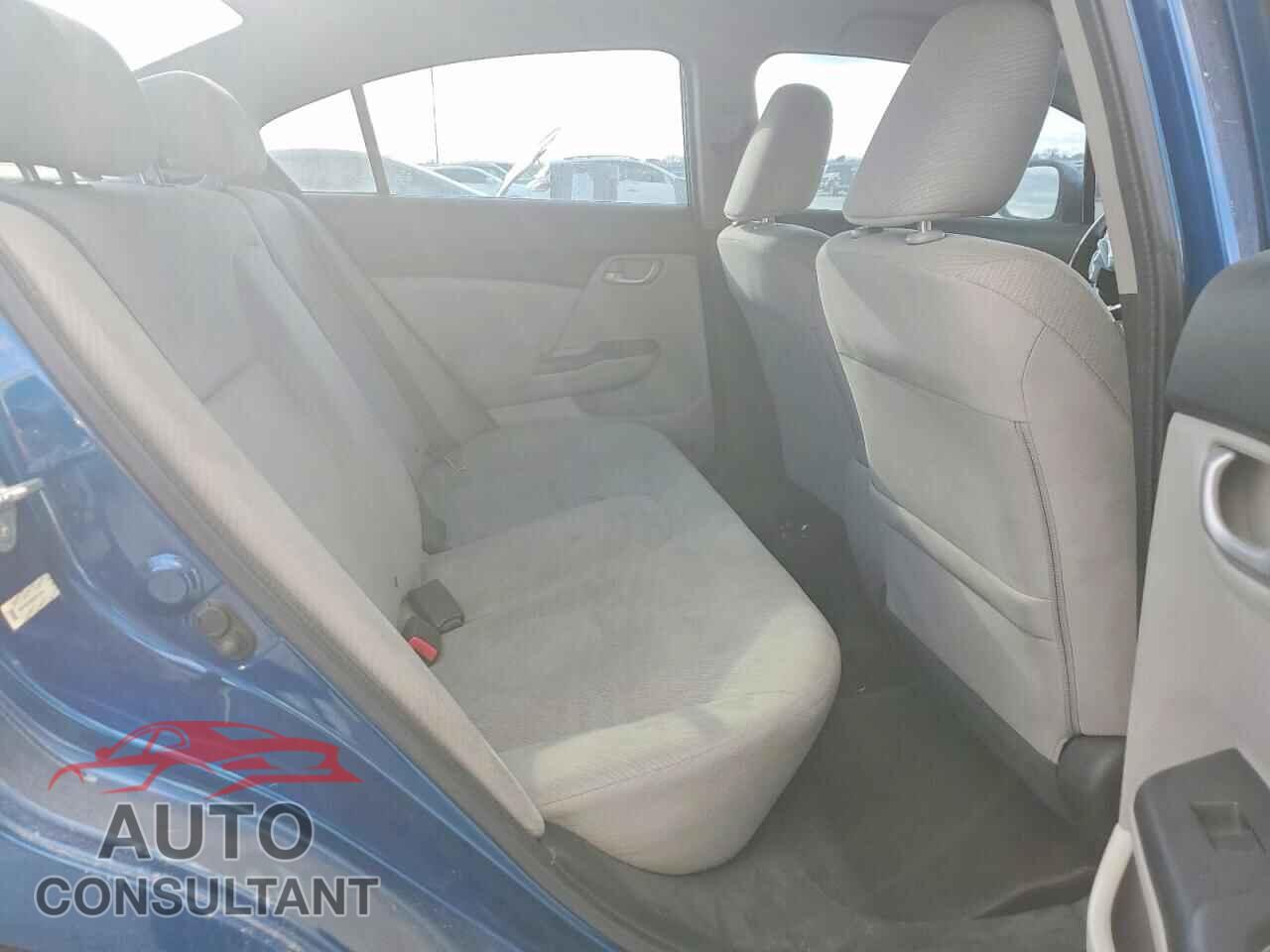 HONDA CIVIC 2013 - 19XFB2F56DE011018