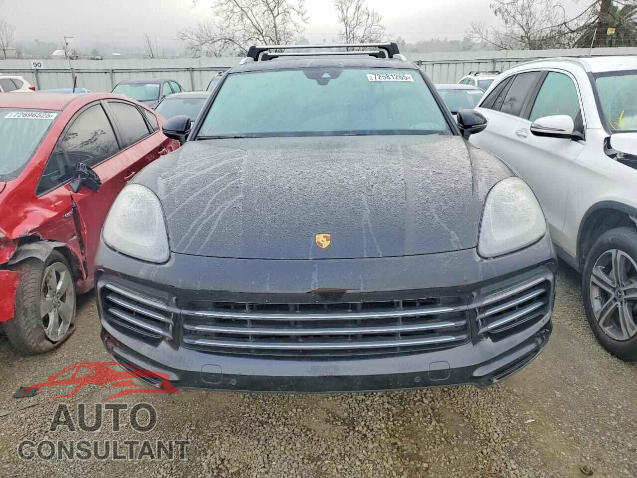 PORSCHE CAYENNE 2020 - WP1AA2AY2LDA10042