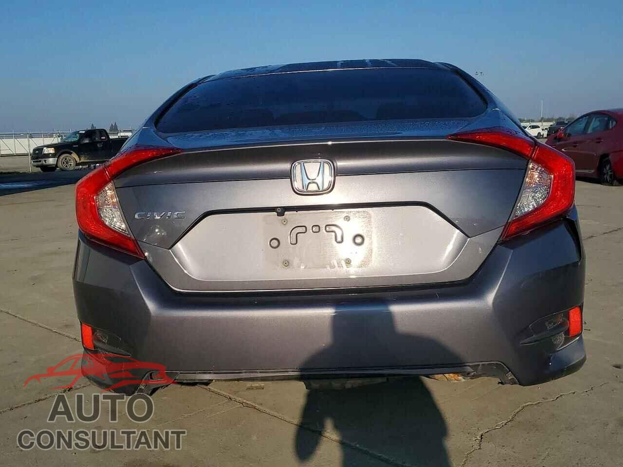 HONDA CIVIC 2017 - 2HGFC2F58HH512355