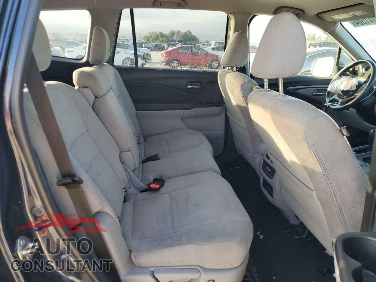 HONDA PILOT 2019 - 5FNYF5H36KB019590