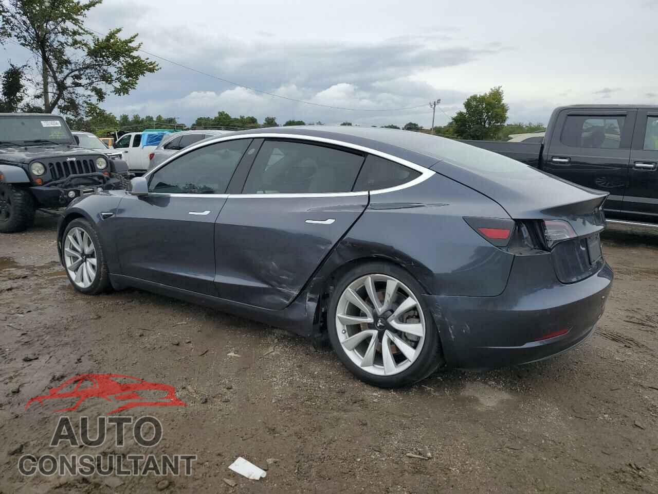 TESLA MODEL 3 2018 - 5YJ3E1EB0JF170232