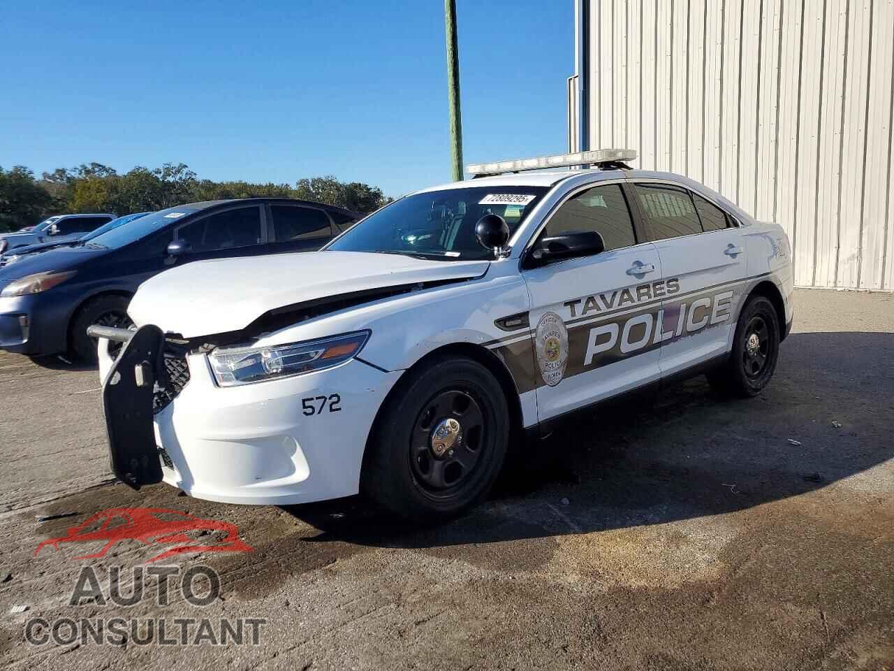 FORD TAURUS 2015 - 1FAHP2L86FG112125