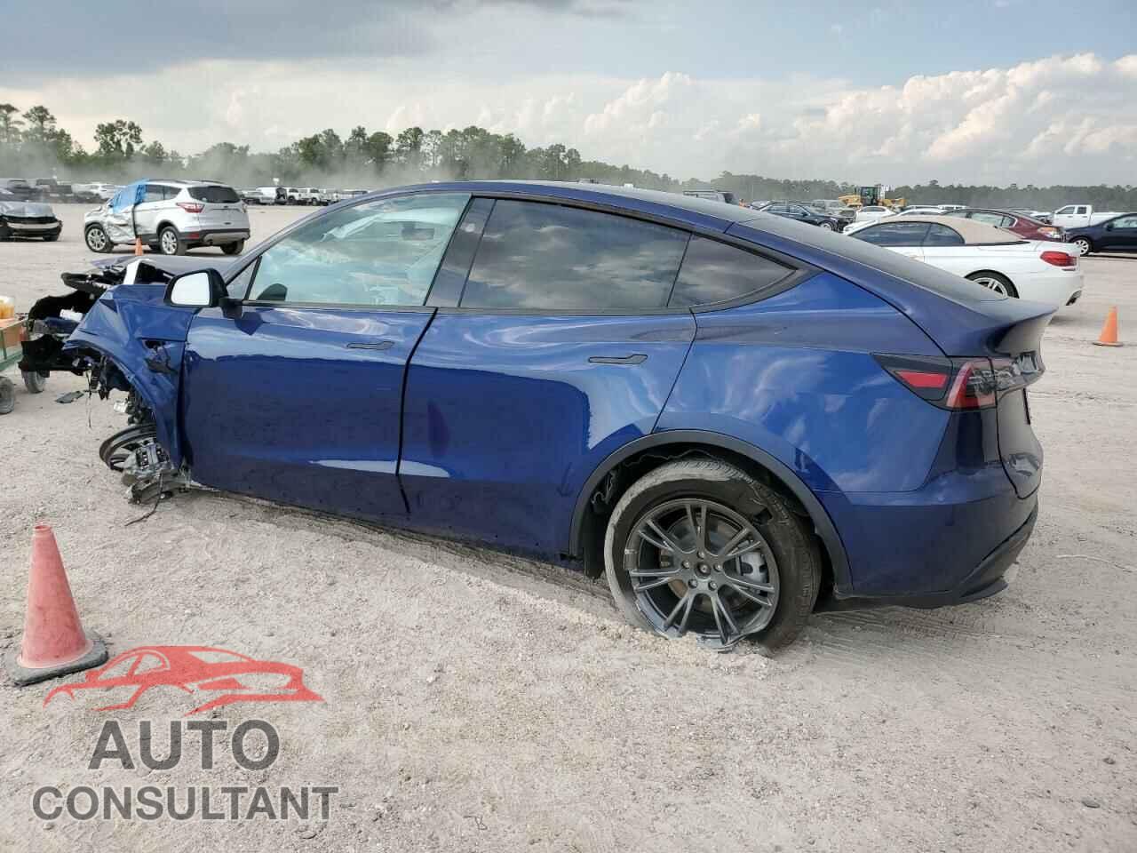 TESLA MODEL Y 2024 - 7SAYGDED4RA309714