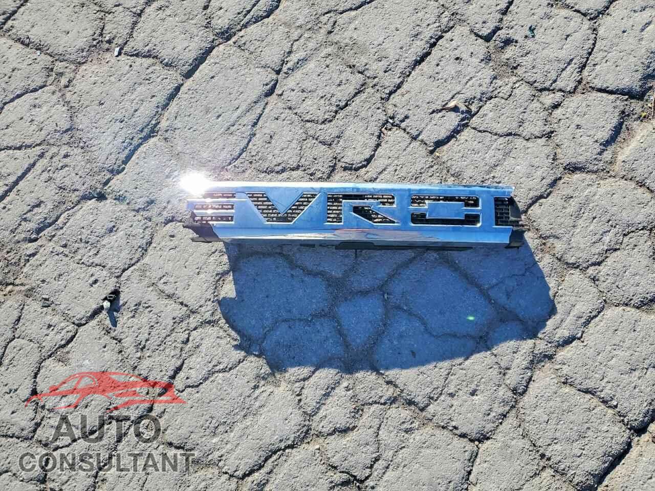 DODGE DURANGO 2018 - 1C4RDJEG2JC116520