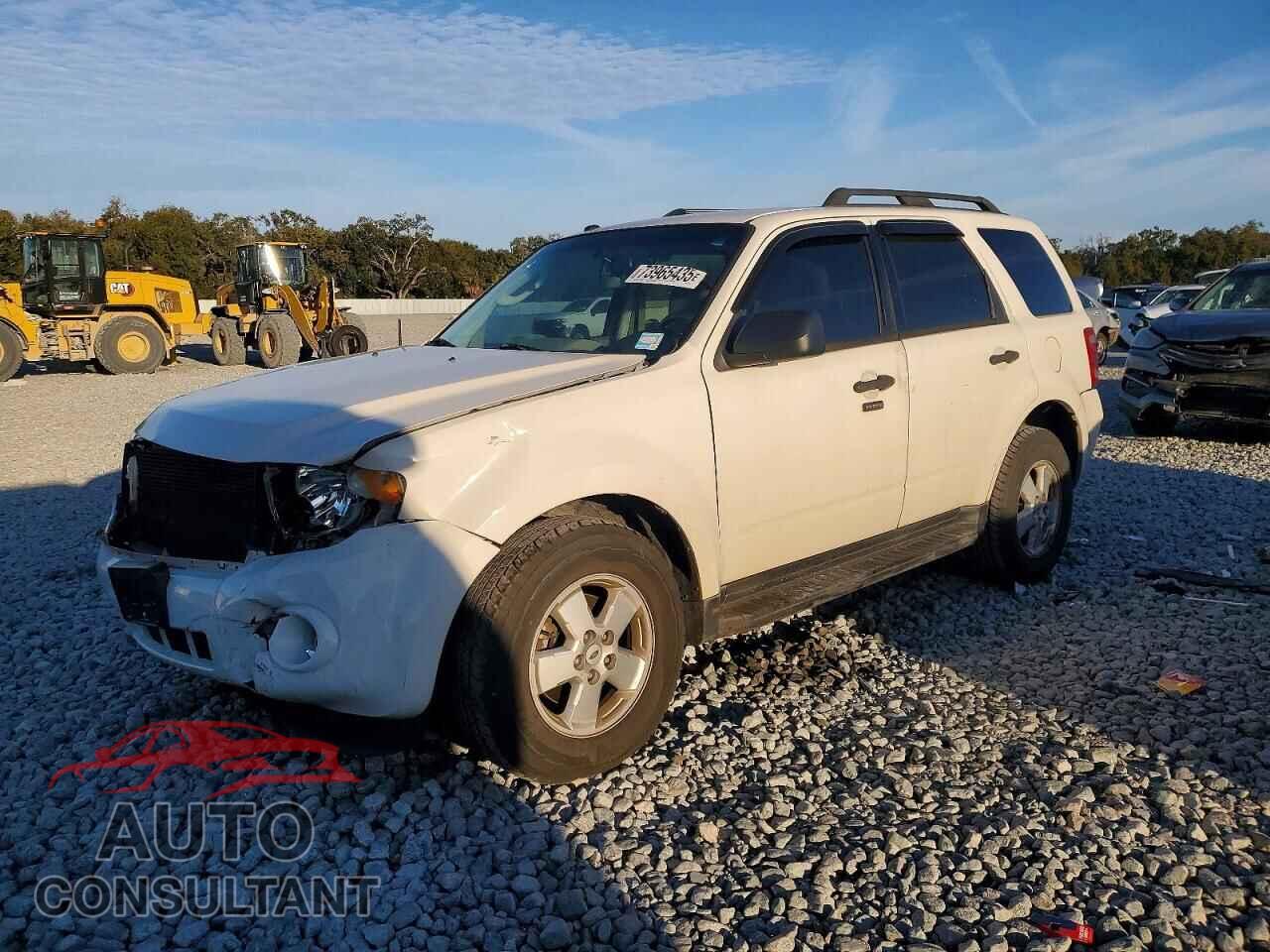 FORD ESCAPE 2011 - 1FMCU0D75BKB44039