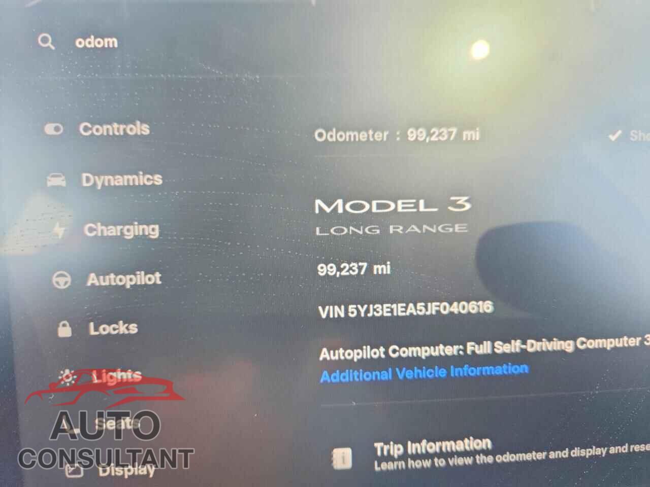 TESLA MODEL 3 2018 - 5YJ3E1EA5JF040616