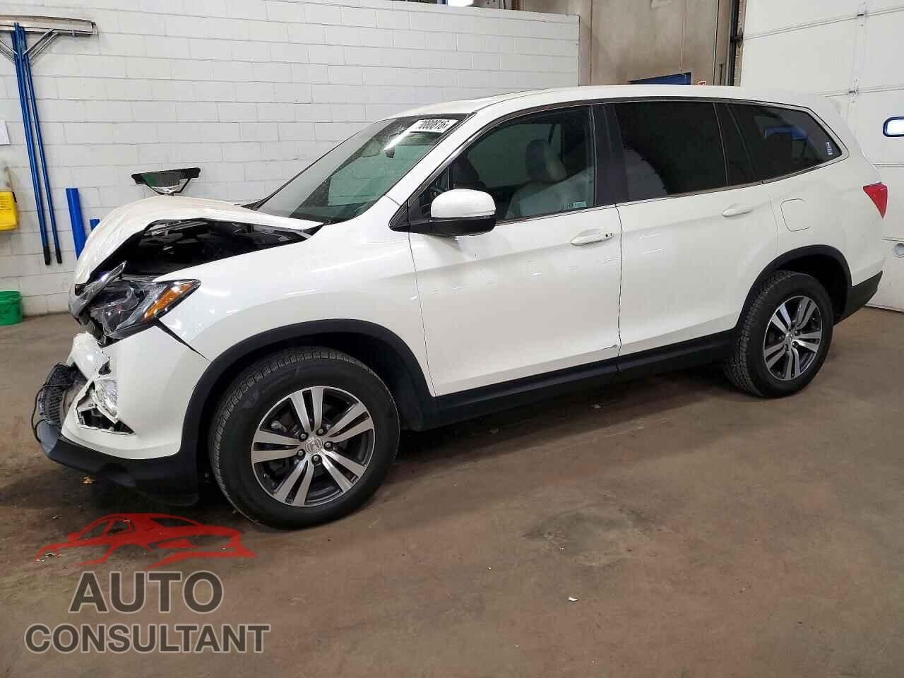 HONDA PILOT 2018 - 5FNYF6H59JB045218
