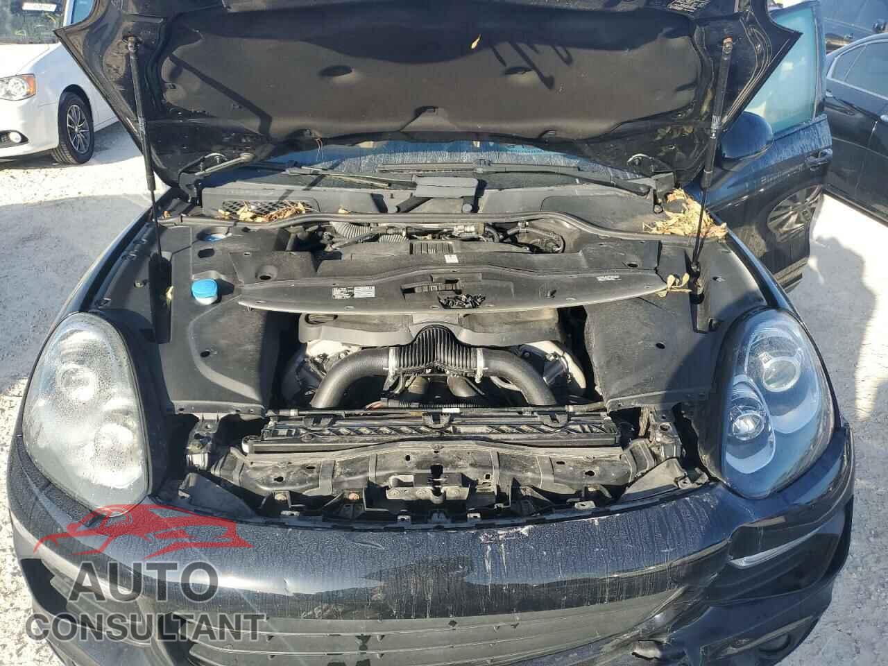PORSCHE CAYENNE 2016 - WP1AB2A25GLA96211