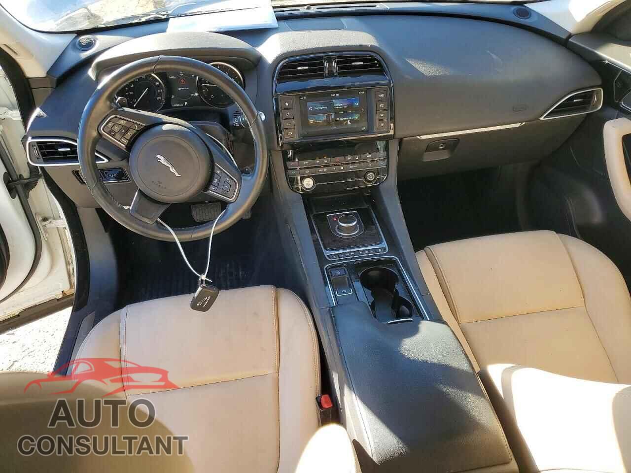 JAGUAR F-PACE 2018 - SADCJ2FX8JA201820
