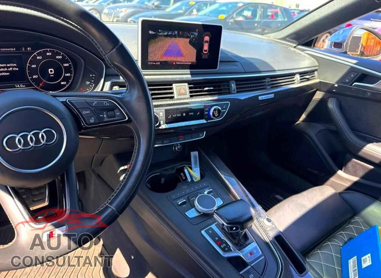 AUDI S5/RS5 2018 - WAUB4CF51JA132100