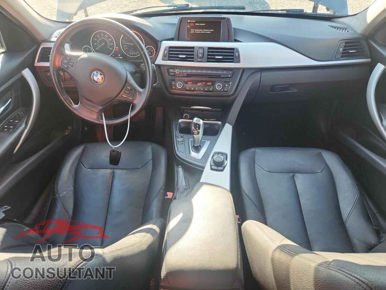 BMW 3 SERIES 2013 - WBA3A5C51DF355659
