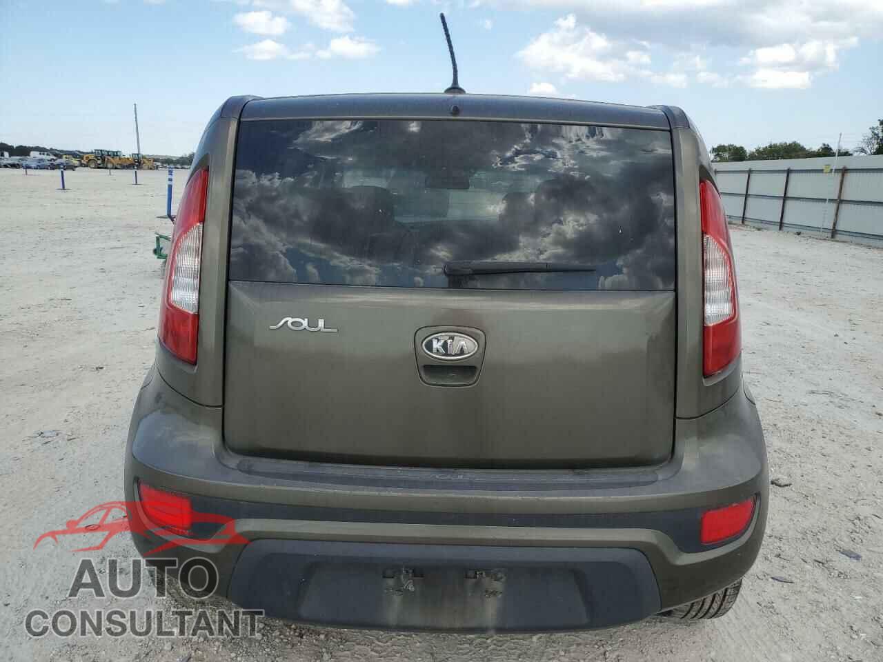 KIA SOUL 2012 - KNDJT2A69C7369039