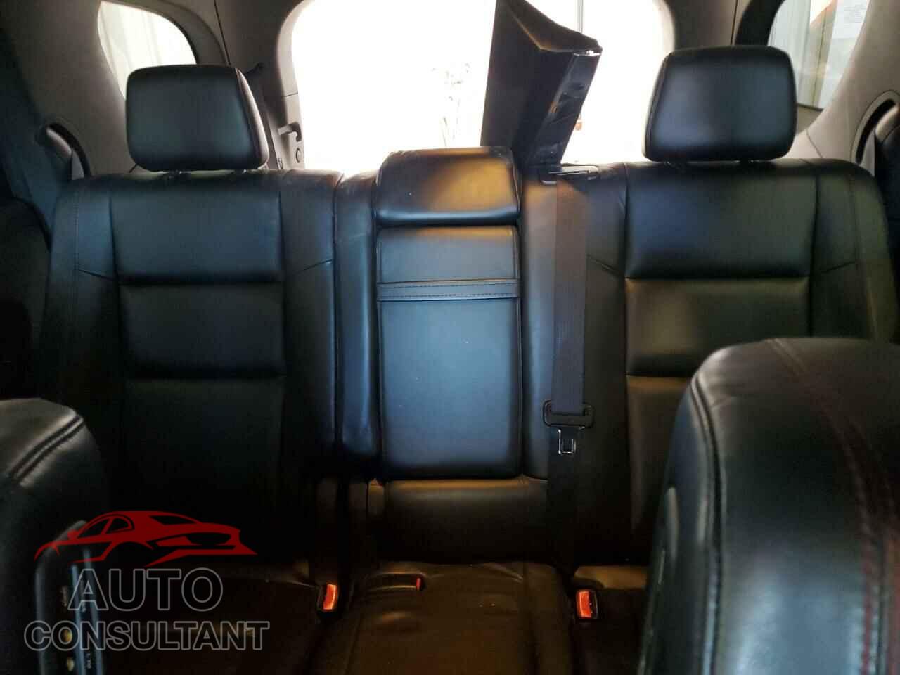 DODGE DURANGO 2018 - 1C4RDJDG7JC456103