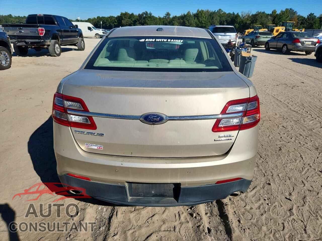 FORD TAURUS 2017 - 1FAHP2E83HG123969