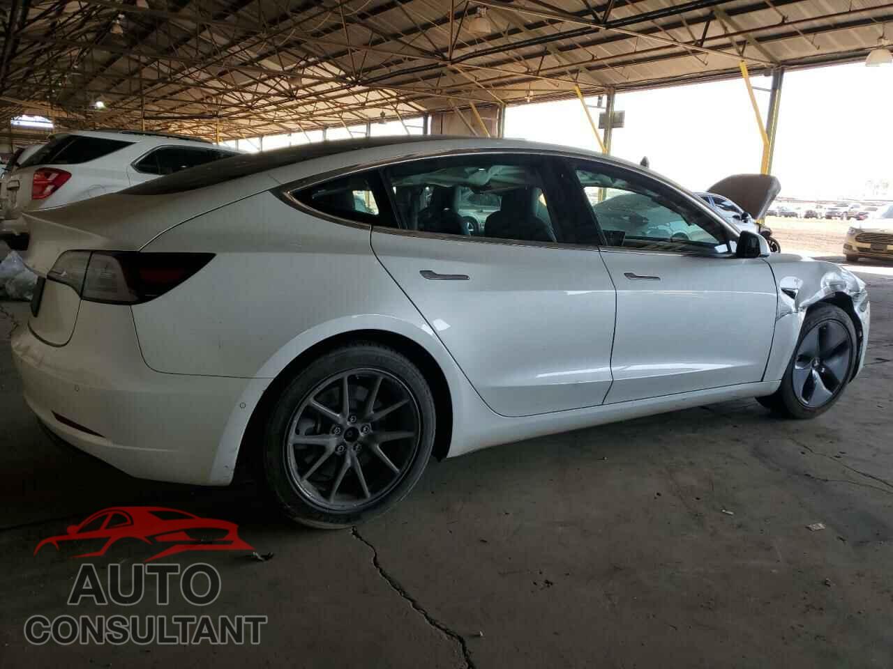 TESLA MODEL 3 2019 - 5YJ3E1EA5KF310252