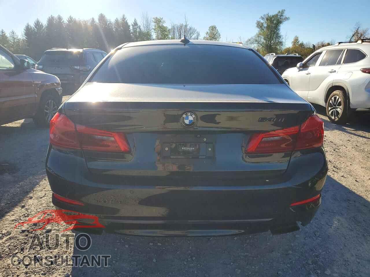 BMW 5 SERIES 2018 - WBAJE7C55JWD53029