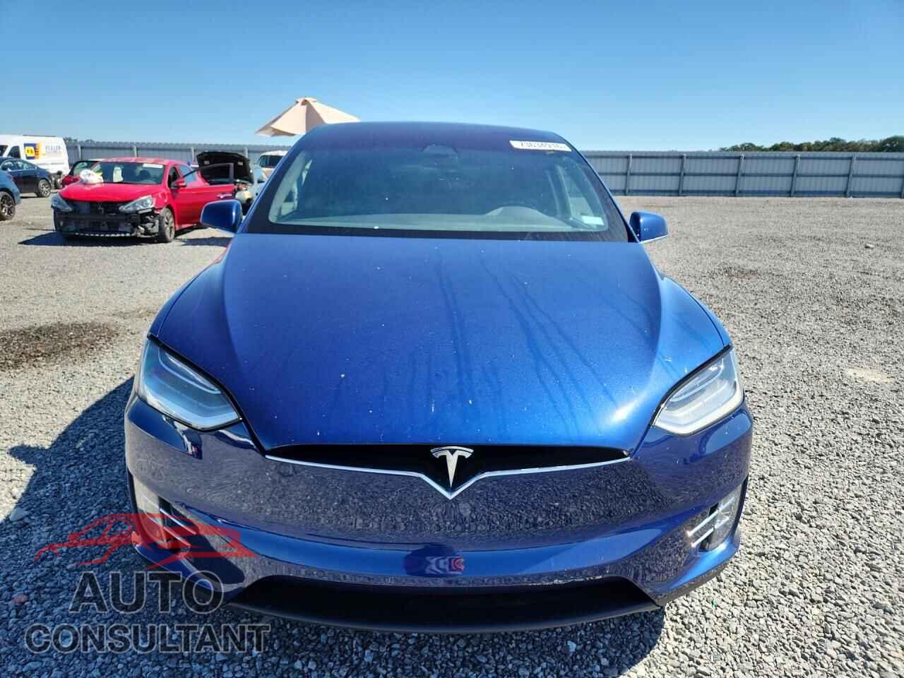TESLA MODEL X 2017 - 5YJXCDE24HF049013