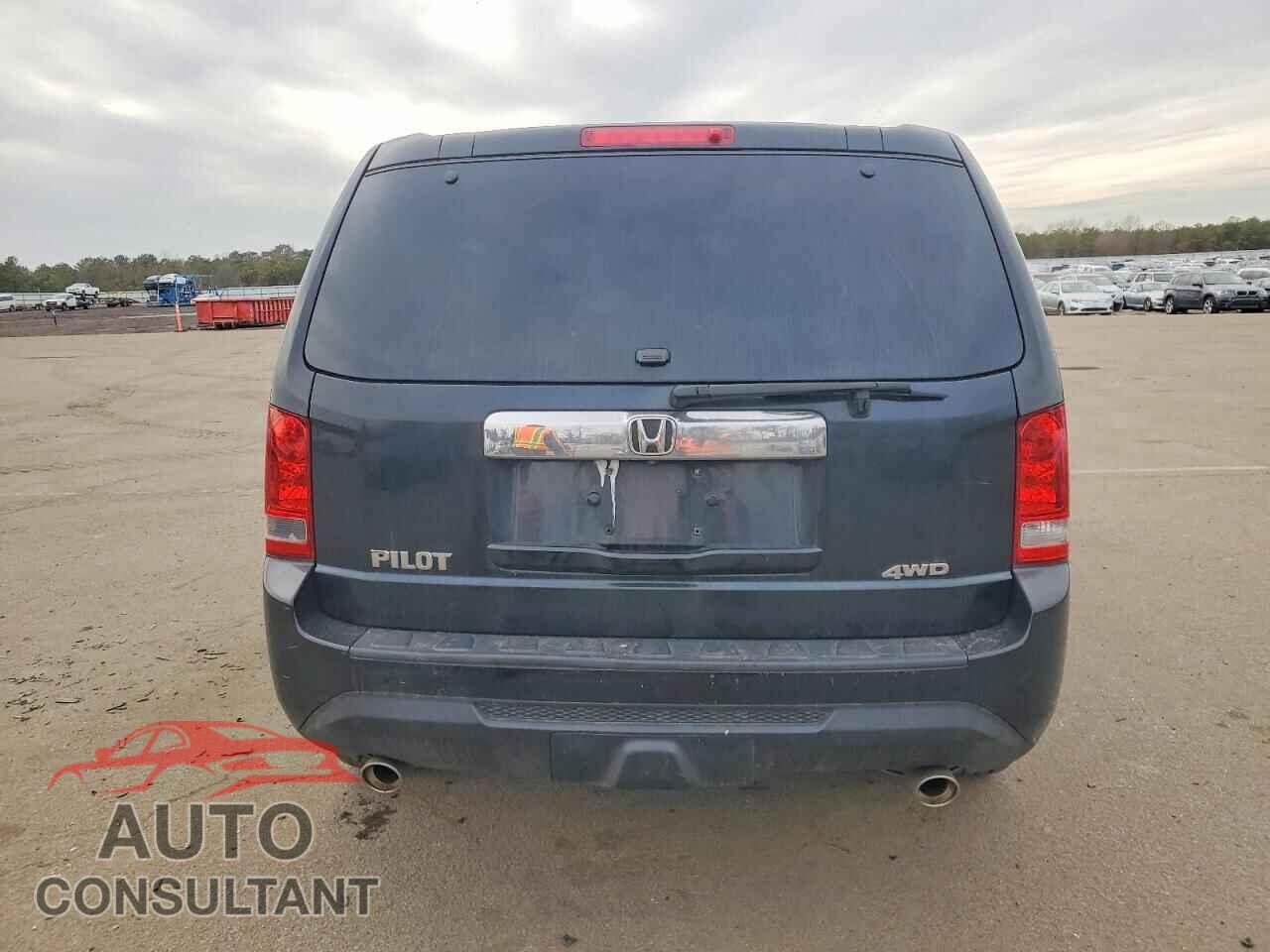 HONDA PILOT 2013 - 5FNYF4H66DB073415