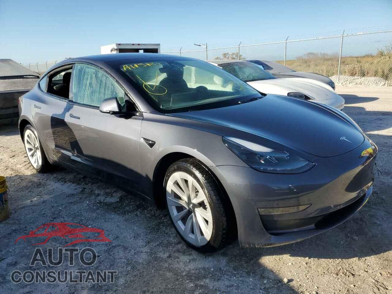 TESLA MODEL 3 2023 - 5YJ3E1EA5PF449367