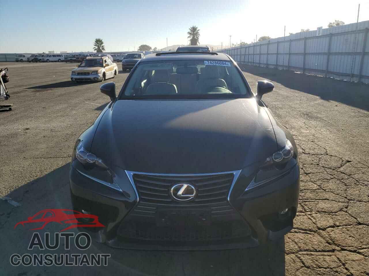 LEXUS IS 2016 - JTHBA1D22G5015697