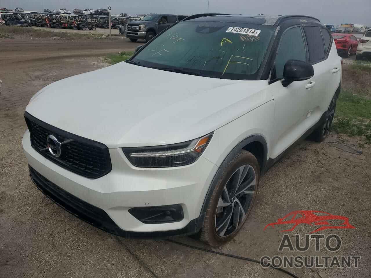 VOLVO XC40 2021 - YV4162UM7M2468374