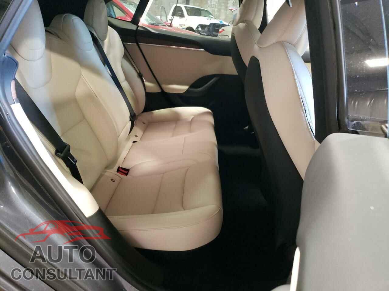 TESLA MODEL S 2021 - 5YJSA1E51MF441613