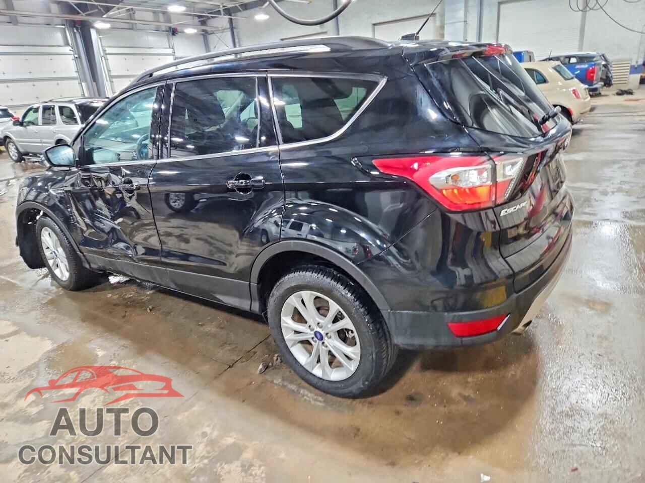 FORD ESCAPE 2017 - 1FMCU9GD5HUD52182