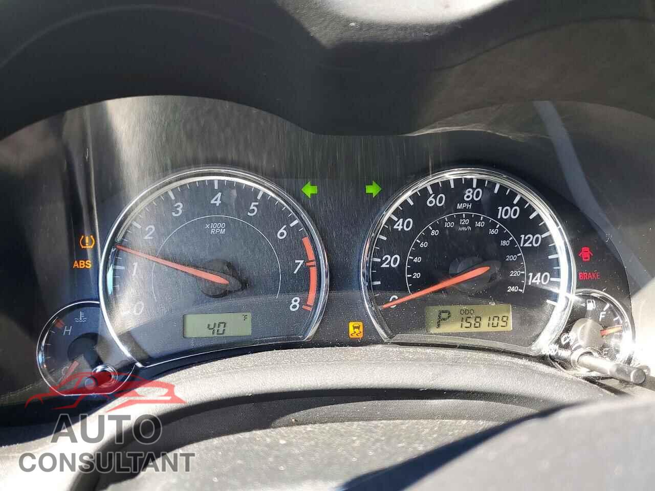 TOYOTA COROLLA 2011 - 2T1BU4EE6BC700610