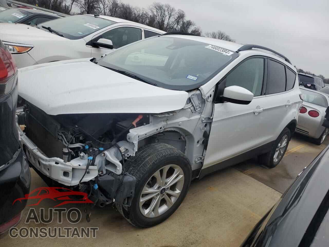 FORD ESCAPE 2018 - 1FMCU9HD9JUB62387
