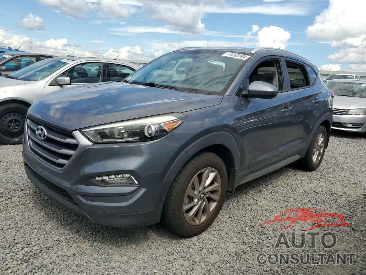 HYUNDAI TUCSON 2017 - KM8J3CA48HU297243