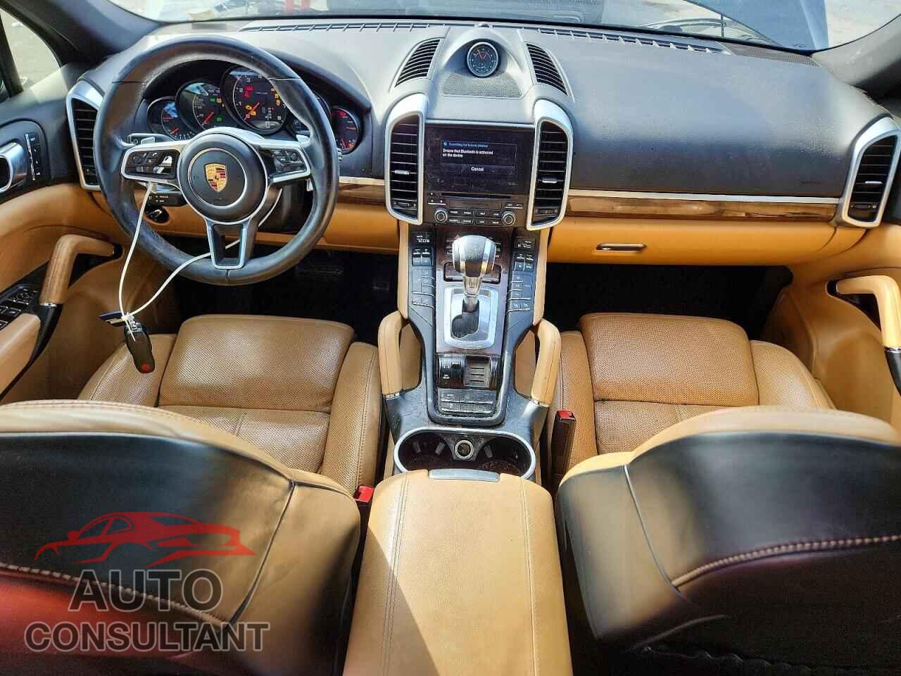 PORSCHE CAYENNE 2017 - WP1AA2A26HKA92064