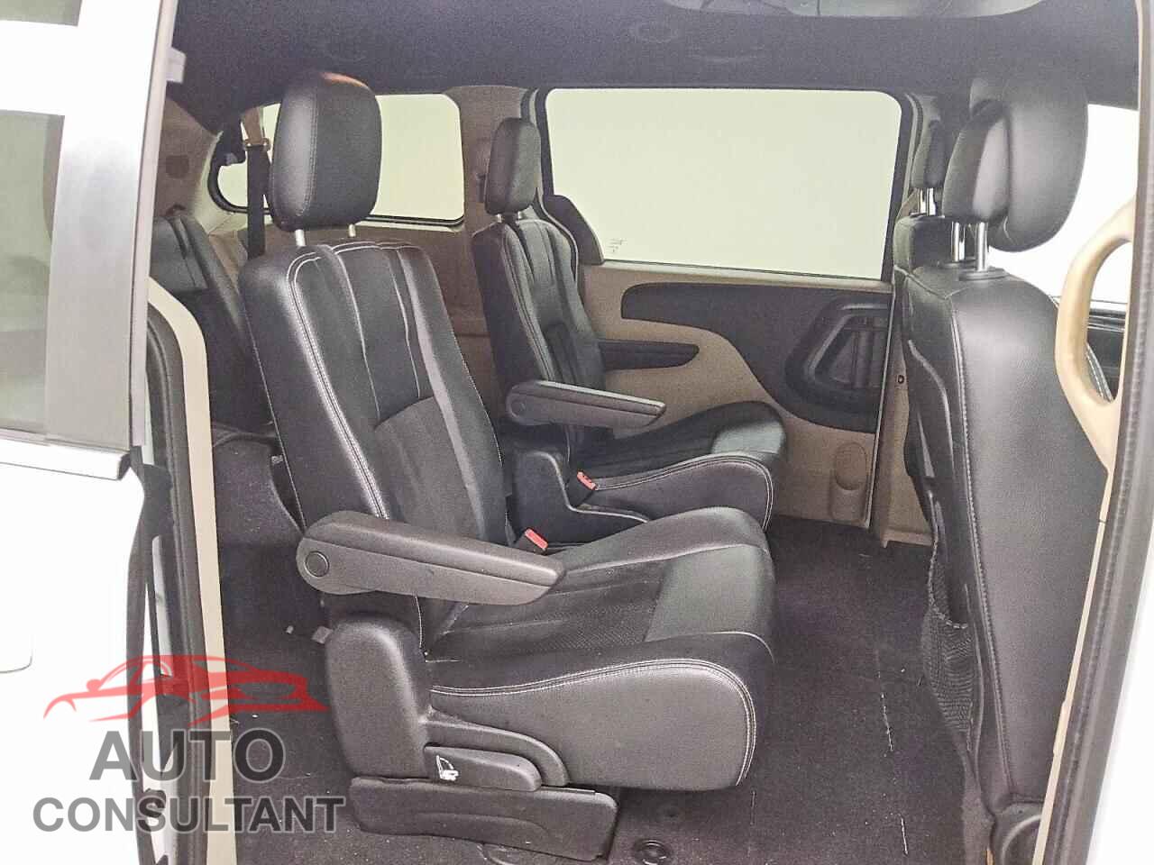 DODGE CARAVAN 2015 - 2C4RDGCG1FR659958