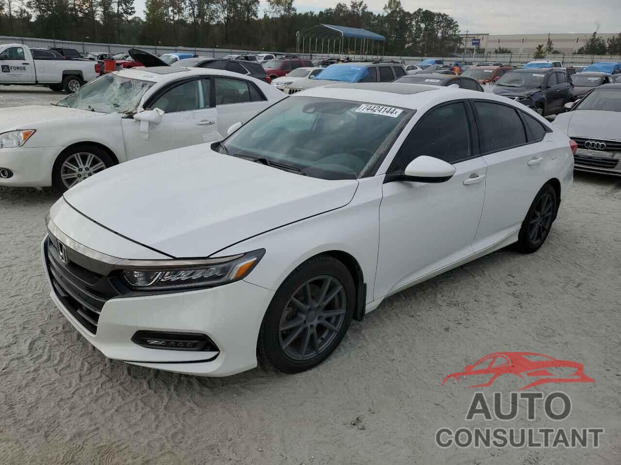 HONDA ACCORD 2018 - 1HGCV2E33JA053513