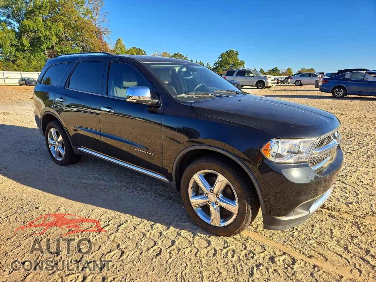 DODGE DURANGO 2013 - 1C4SDJET1DC500663