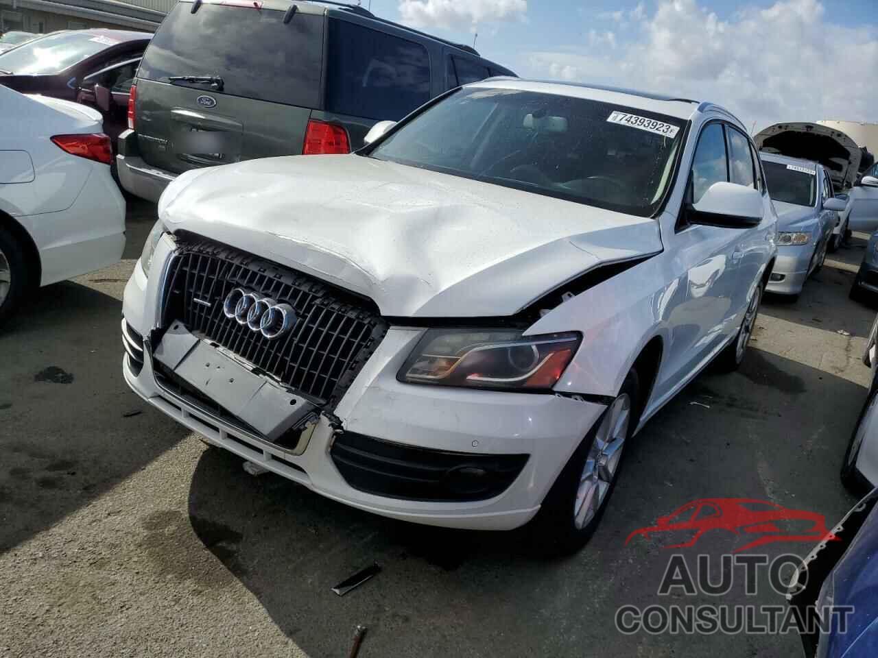 AUDI Q5 2012 - WA1LFAFP2CA073823