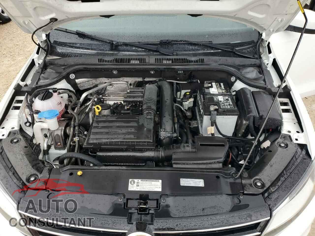 VOLKSWAGEN JETTA 2017 - 3VW2B7AJXHM353032
