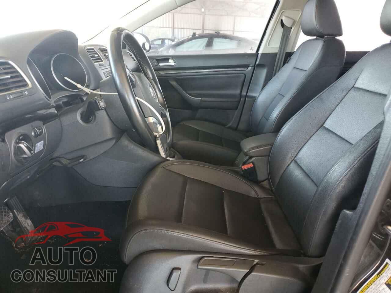 VOLKSWAGEN JETTA 2014 - 3VWPL7AJXEM618546