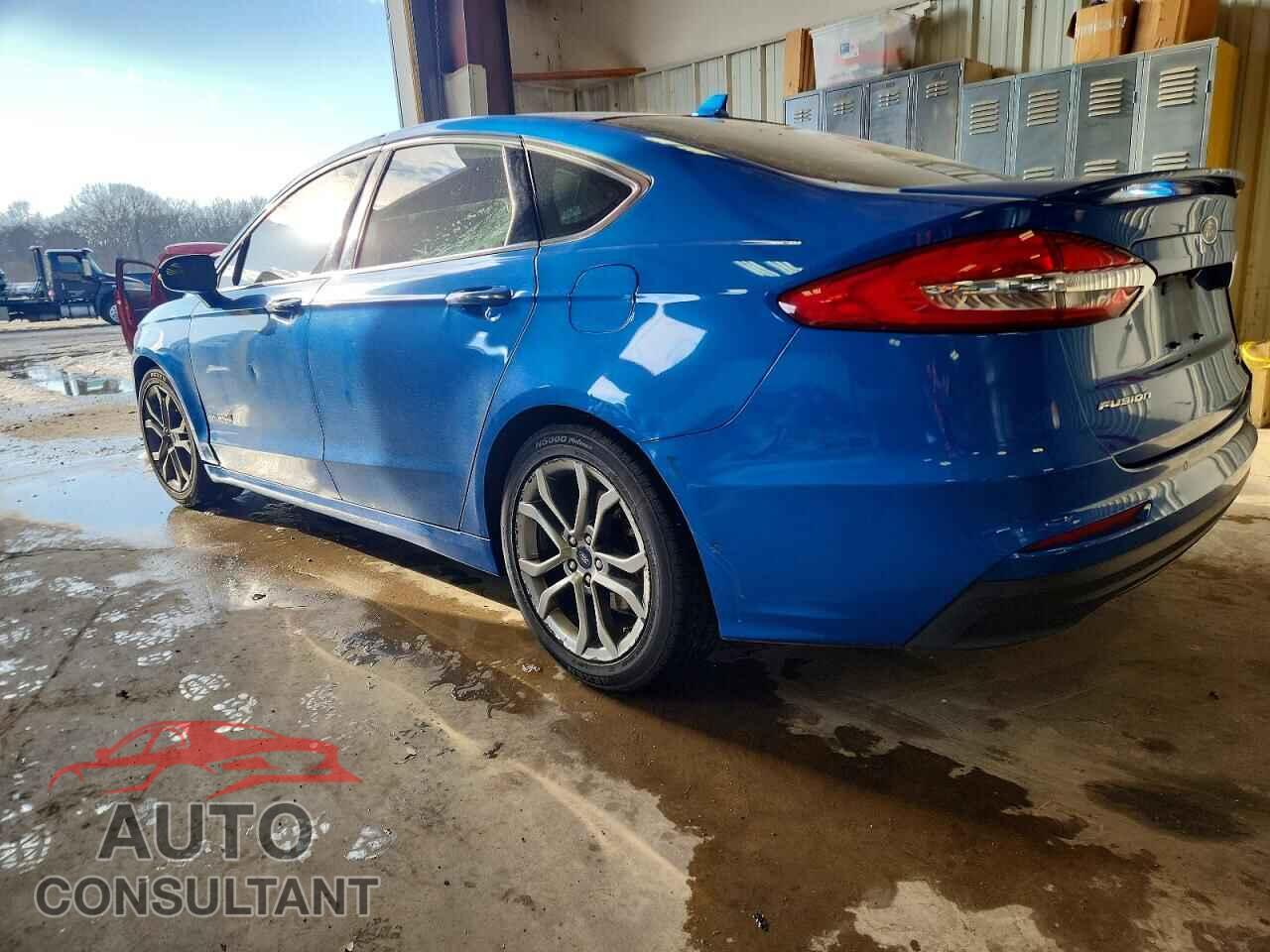 FORD FUSION 2019 - 3FA6P0RU1KR204231