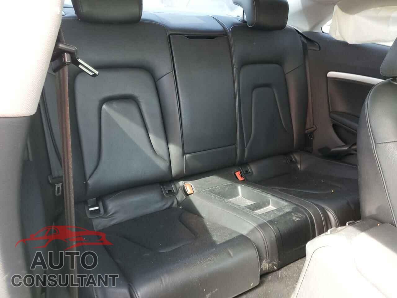 AUDI A5 2013 - WAULFAFR6DA002159