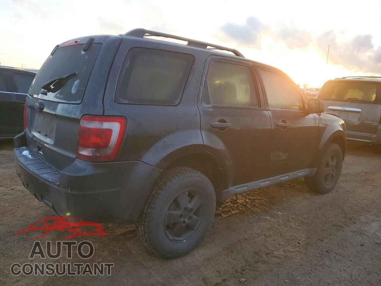 FORD ESCAPE 2011 - 1FMCU0DG3BKC00849
